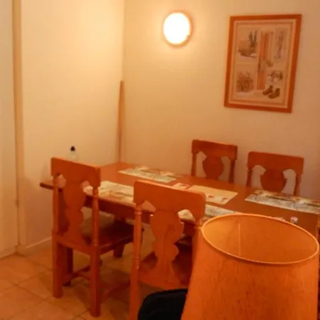 Elegant A - 48 M² - Piscine Partagee Daire *