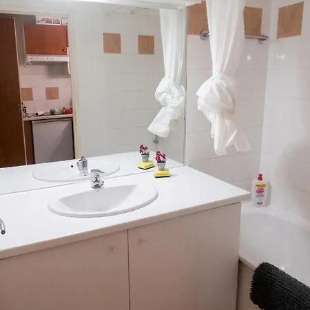 Apartment Elegant A - 48 M² - Piscine Partagee